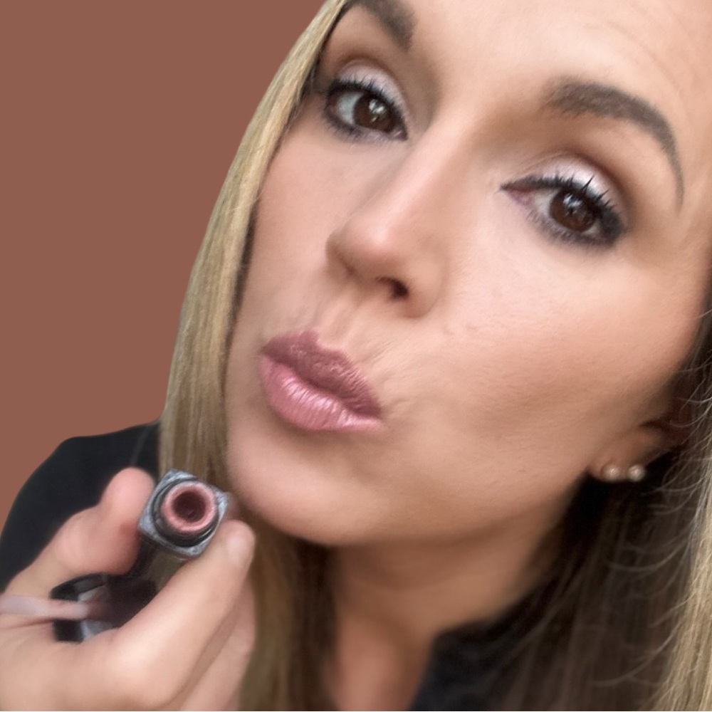 Cool Neutral Neutral Lip Lacquer Lipstick